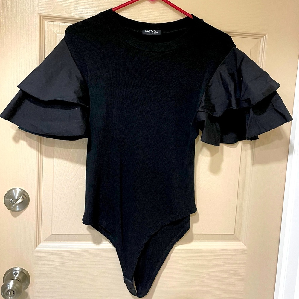 Nasty Gal Black women’s layered sleeve sexy bodysuit - SZ 22